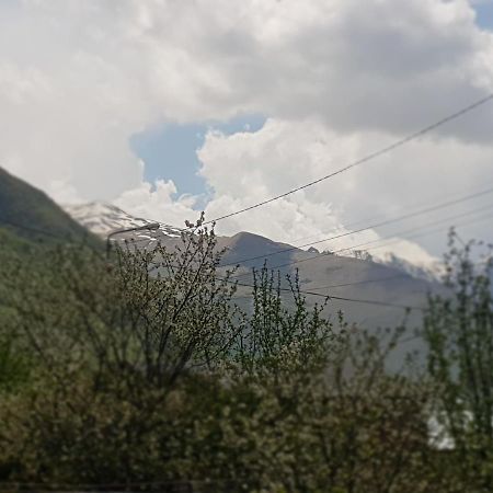 Cozy House Kazbegi Stepantsminda Exterior foto