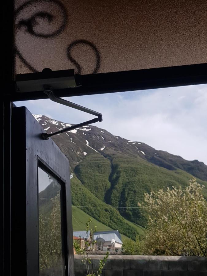 Cozy House Kazbegi Stepantsminda Exterior foto